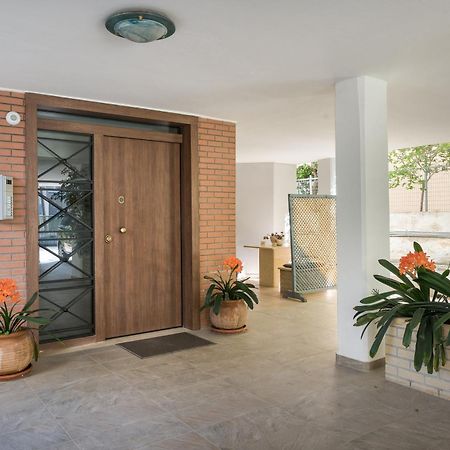 Glyfada'S Cosy Apartments アテネ エクステリア 写真