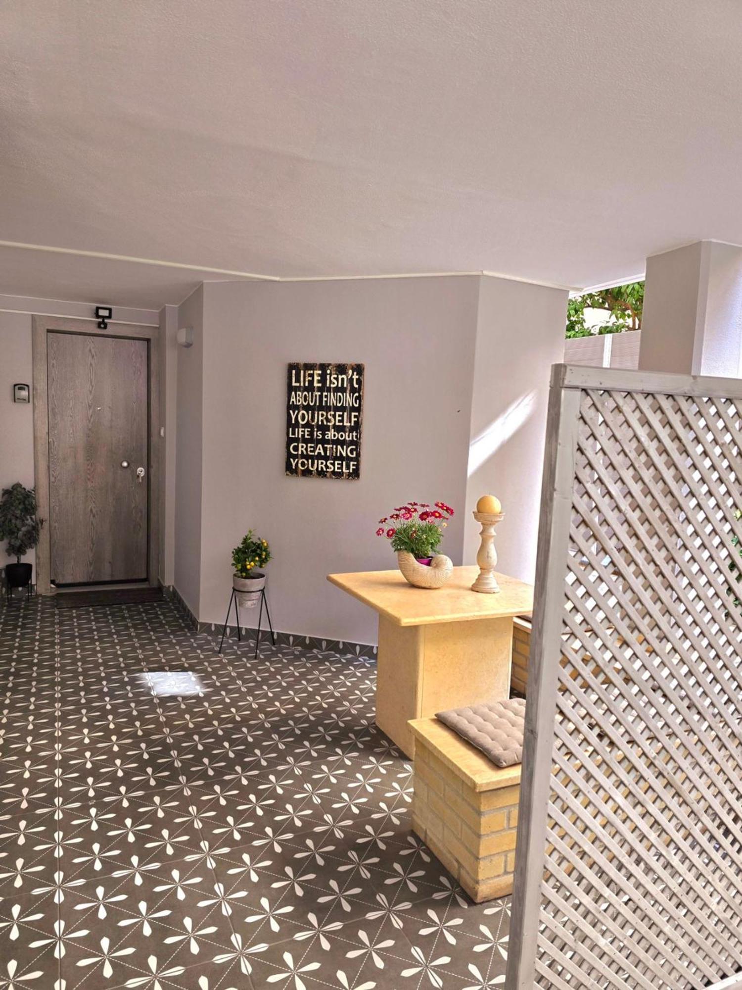 Glyfada'S Cosy Apartments アテネ エクステリア 写真