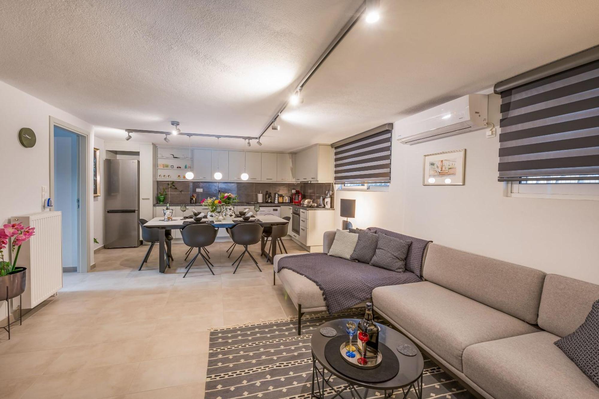 Glyfada'S Cosy Apartments アテネ エクステリア 写真