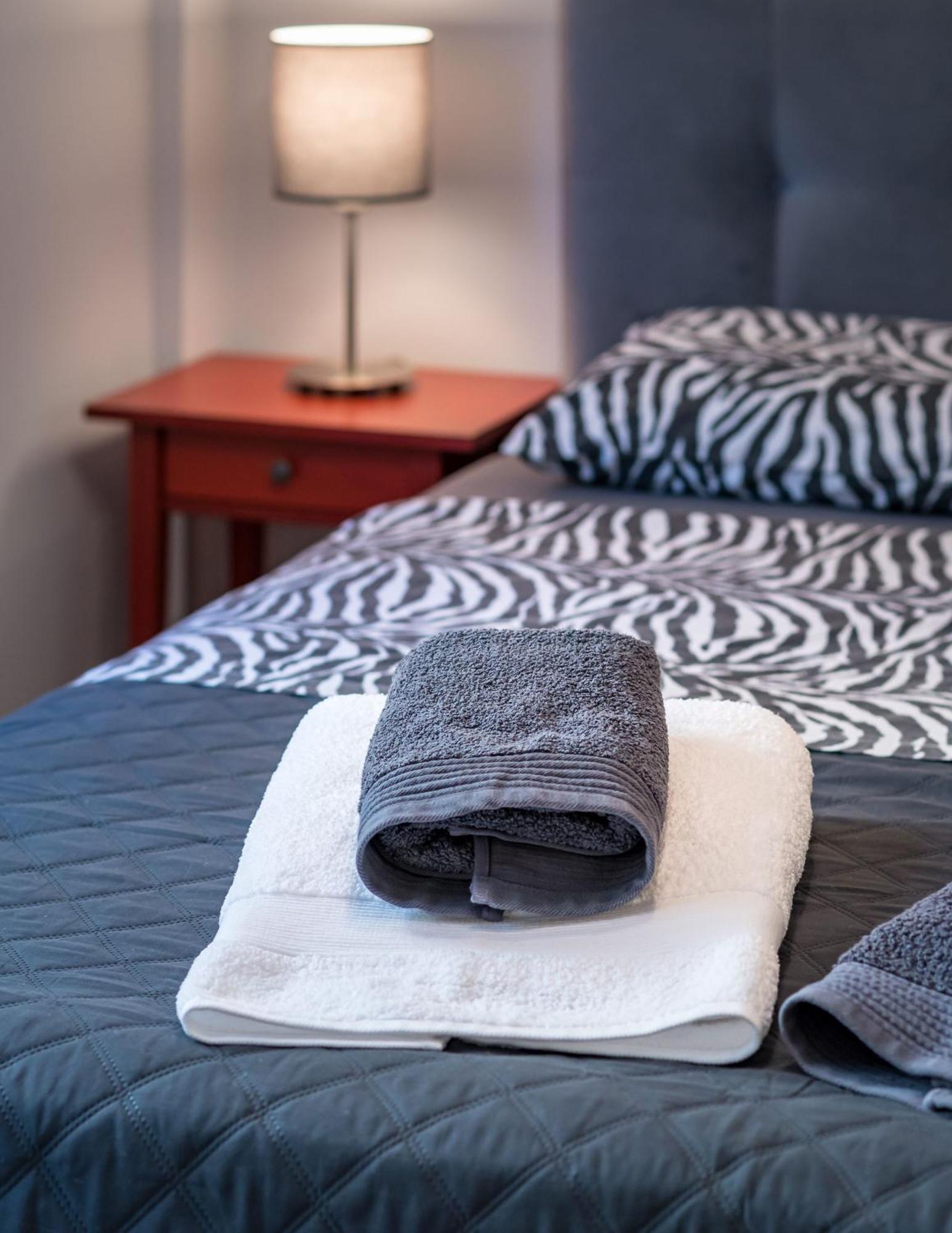 Glyfada'S Cosy Apartments アテネ エクステリア 写真